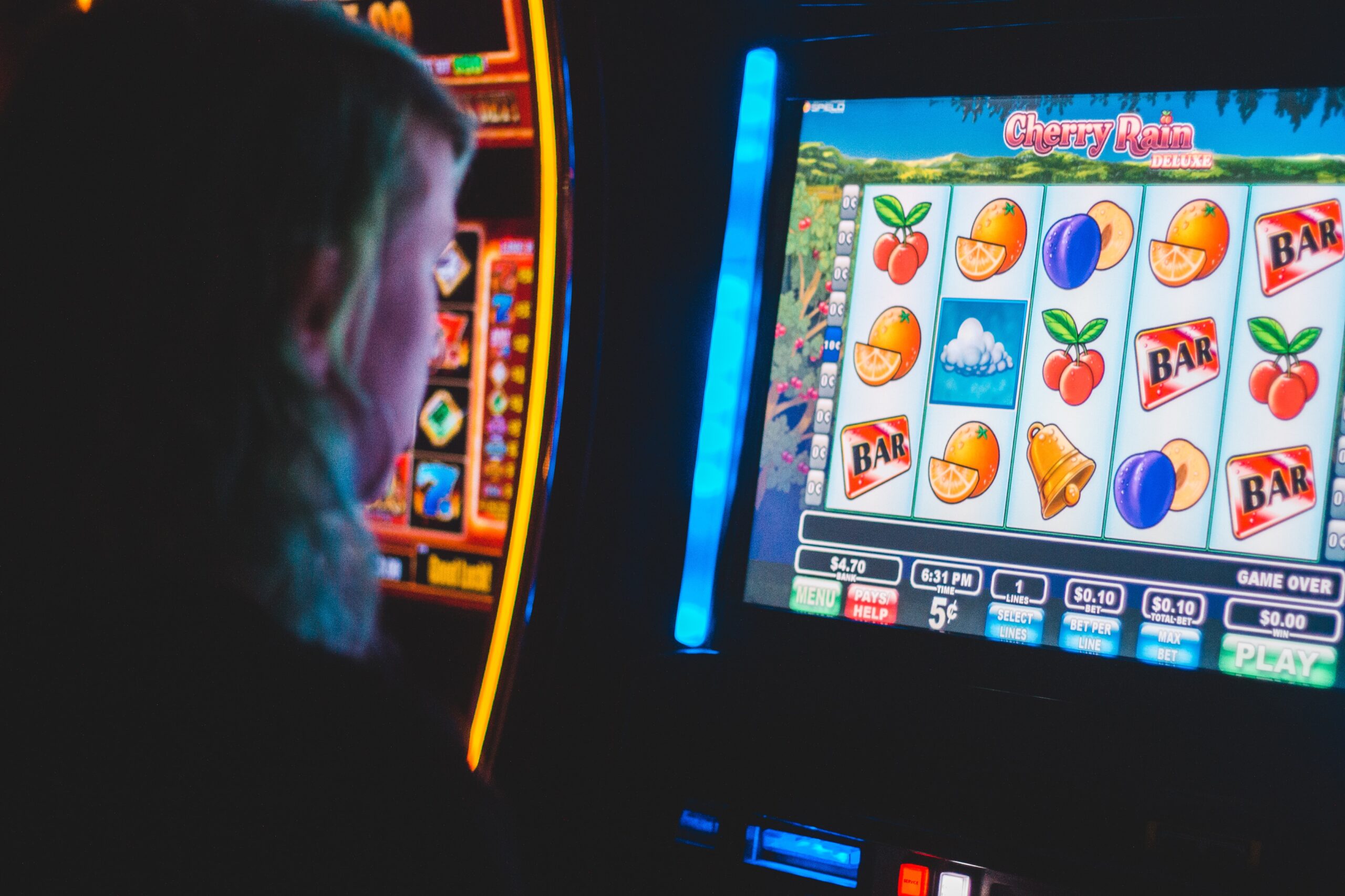 Regular Slots vs Progressive Slots: What is The Difference