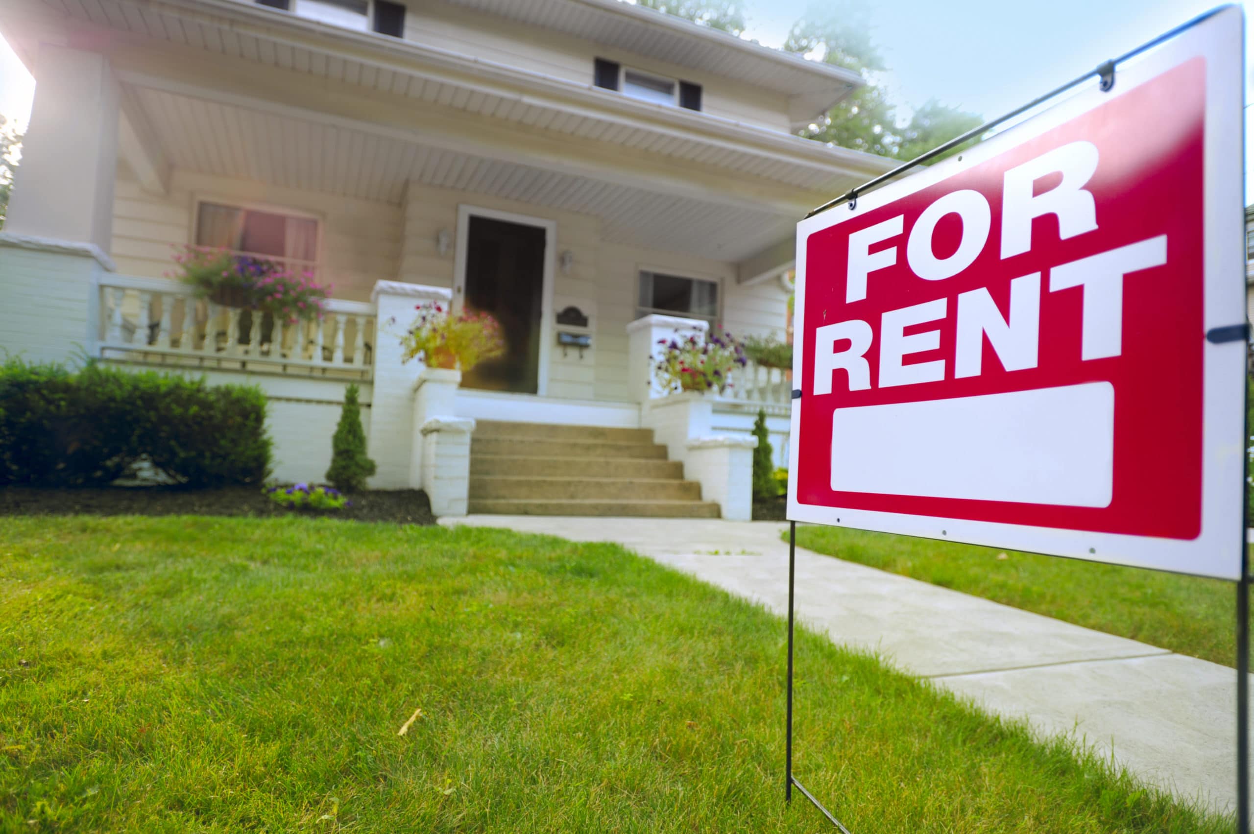 Exploring the Pros of Renting From Private Landlords Without Credit Checks